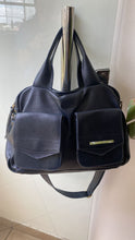 Carregar imagem no visualizador da galeria, Bolsa COPENHAGEN em couro legítimo