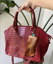 Carregar imagem no visualizador da galeria, Bolsa SARDEGNA em couro legítimo