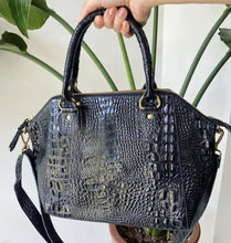 Carregar imagem no visualizador da galeria, Bolsa SARDEGNA em couro legítimo