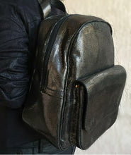 Carregar imagem no visualizador da galeria, Mochila MONTREAL em couro legítimo