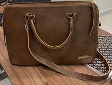 Carregar imagem no visualizador da galeria, Pasta Executiva para Notebook MANHATTAN em couro legítimo