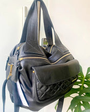 Carregar imagem no visualizador da galeria, Bolsa BAHAMAS MATELASSÊ em couro legítimo