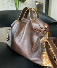 Carregar imagem no visualizador da galeria, Bolsa ALEJANDRÍA em couro legítimo