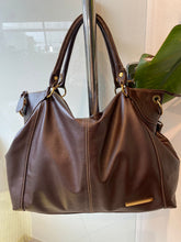 Carregar imagem no visualizador da galeria, Bolsa VERSALHES em couro legítimo