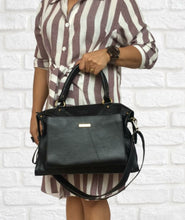 Carregar imagem no visualizador da galeria, Bolsa LONDRES em couro legítimo