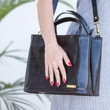 Carregar imagem no visualizador da galeria, Bolsa MALTA em couro legítimo