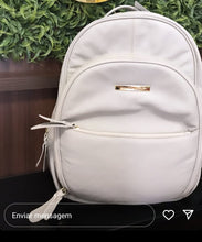 Carregar imagem no visualizador da galeria, Mochila CANADÁ em couro legítimo