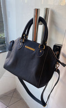 Carregar imagem no visualizador da galeria, Bolsa SARDEGNA em couro legítimo