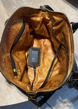 Carregar imagem no visualizador da galeria, Bolsa SARDEGNA em couro legítimo