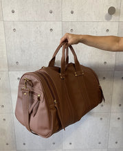 Carregar imagem no visualizador da galeria, Mala de Viagem HELSINK em couro legítimo