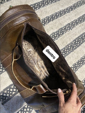 Carregar imagem no visualizador da galeria, Mala de Viagem HELSINK em couro legítimo