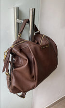 Carregar imagem no visualizador da galeria, Bolsa LUXEMBURGO em couro legítimo