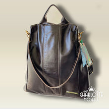 Carregar imagem no visualizador da galeria, Bolsa Mochila TOKYO antifurto em couro legítimo