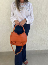 Carregar imagem no visualizador da galeria, Bolsa BOLÍVIA em couro legítimo