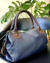 Carregar imagem no visualizador da galeria, Bolsa ITÁLIA em couro legítimo