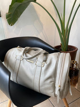 Carregar imagem no visualizador da galeria, Mala de Viagem HELSINK em couro legítimo