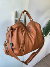 Carregar imagem no visualizador da galeria, Bolsa LUXEMBURGO em couro legítimo