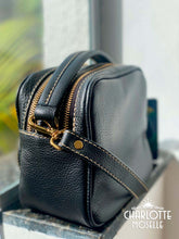 Carregar imagem no visualizador da galeria, Bolsa CANCUN em couro legítimo