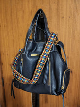 Carregar imagem no visualizador da galeria, Bolsa MONTEVIDÉO em couro legítimo