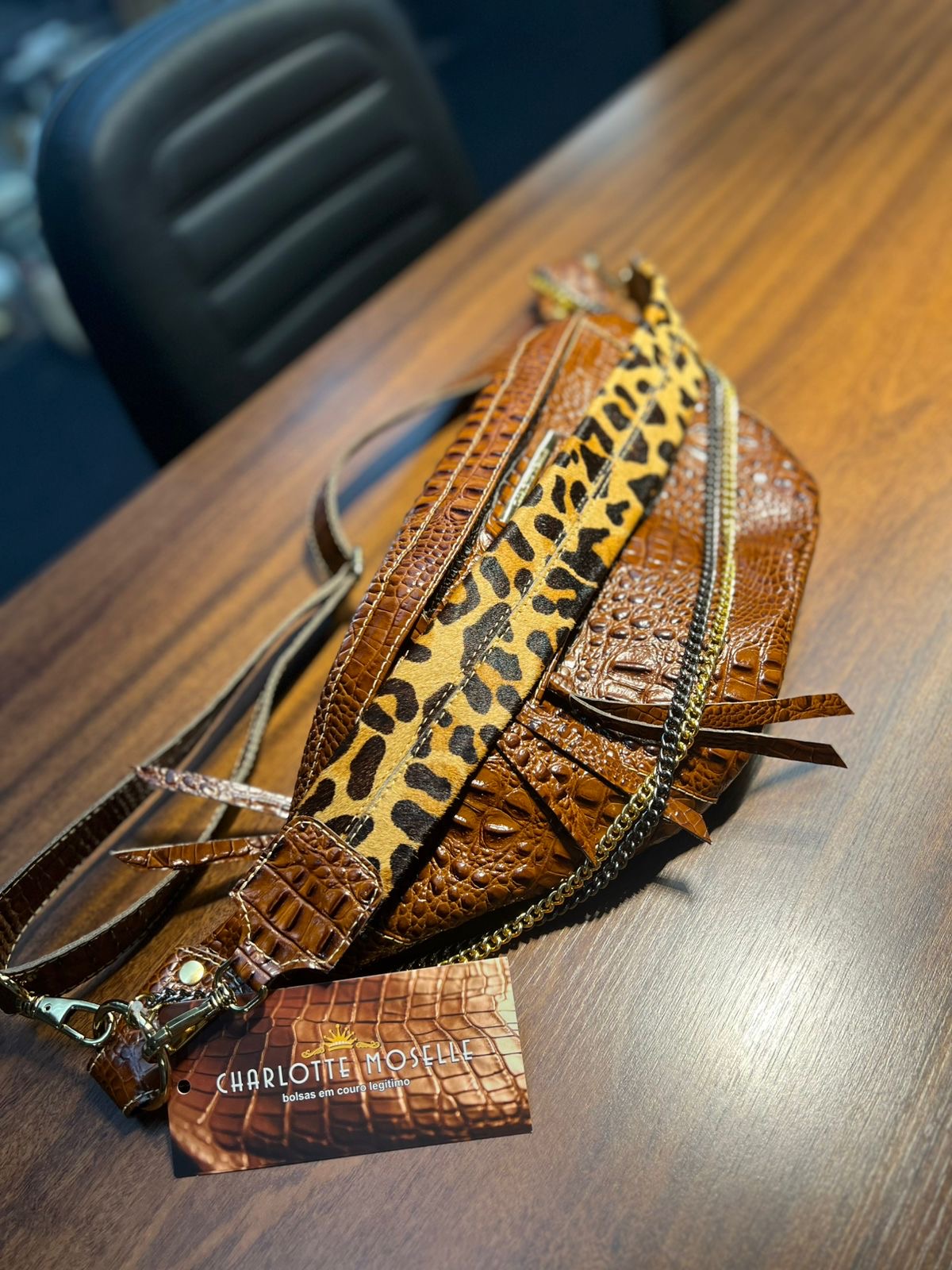 Bolsa IPANEMA em couro legítimo