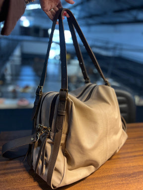 Bolsa NORUEGA em couro Legítimo