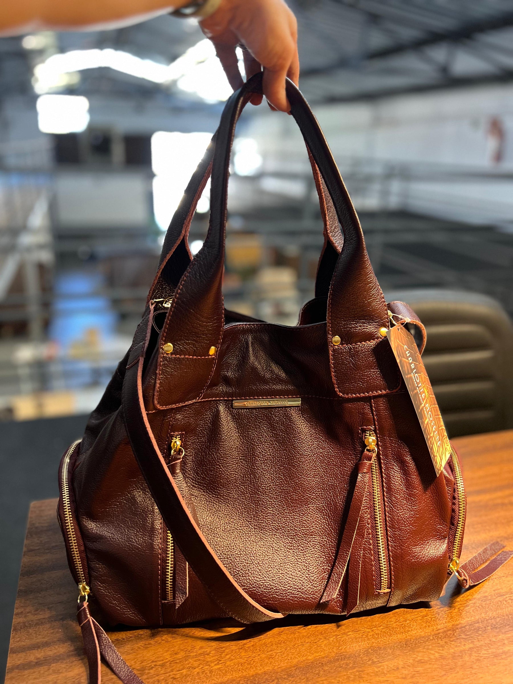 Bolsa MONTEVIDÉO em couro legítimo