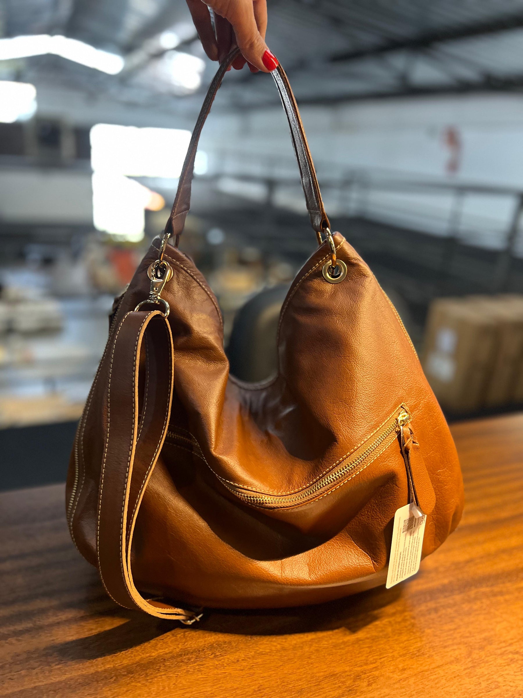 Bolsa TAILÂNDIA em couro legítimo