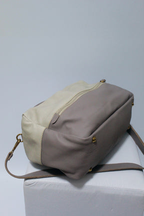 Bolsa SAVANA em couro legítimo de