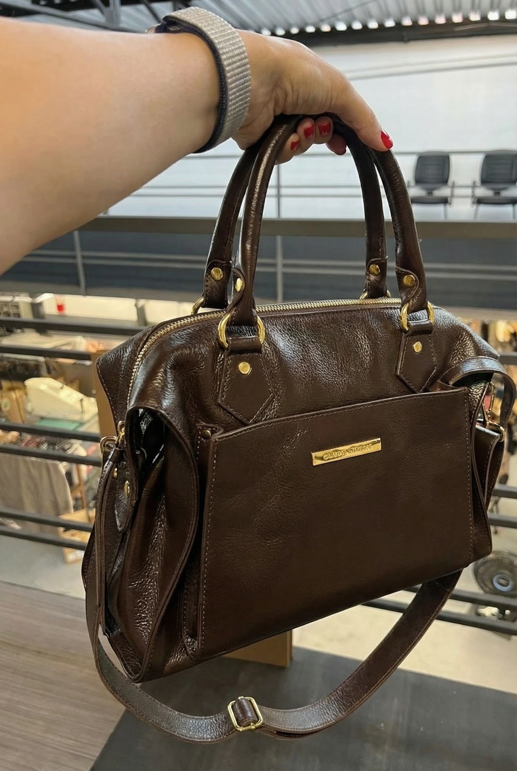 Bolsa LONDRES em couro legítimo