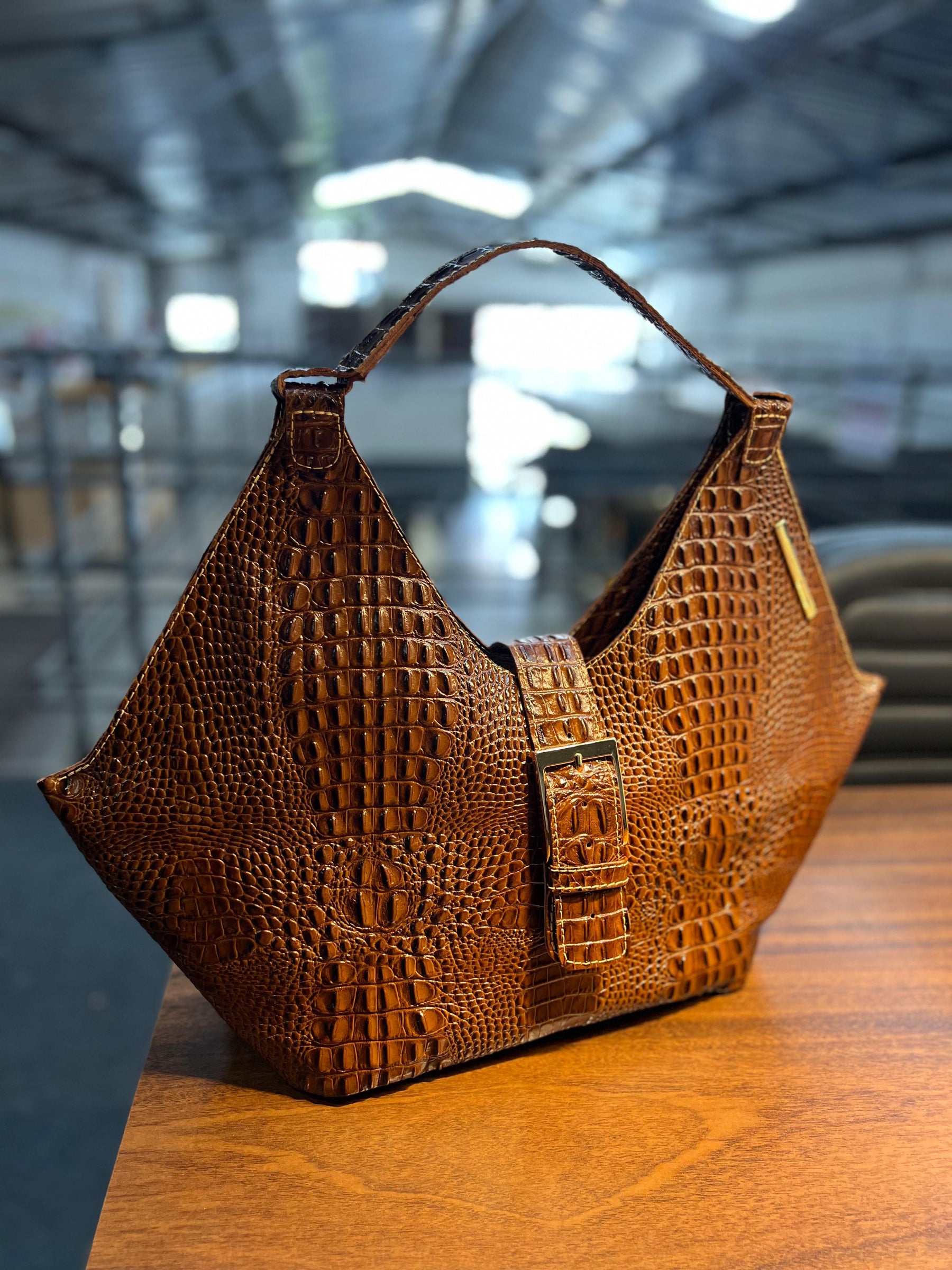 Lançamento! Bolsa CAPRI em couro legítimo