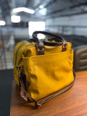 Bolsa BUENOS AIRES em couro legítimo
