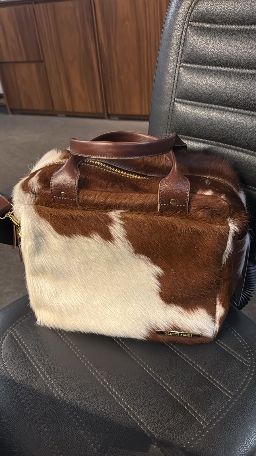 Bolsa BUENOS AIRES em couro legítimo