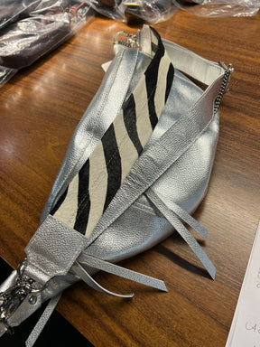 Bolsa IPANEMA em couro legítimo