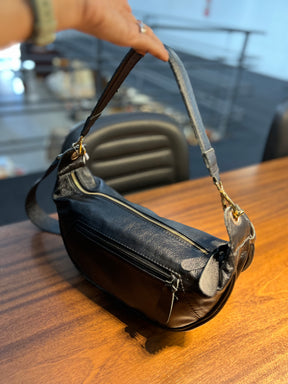 Bolsa MALIBU em couro legítimo