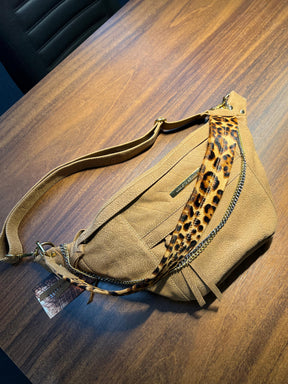 Bolsa IPANEMA em couro legítimo