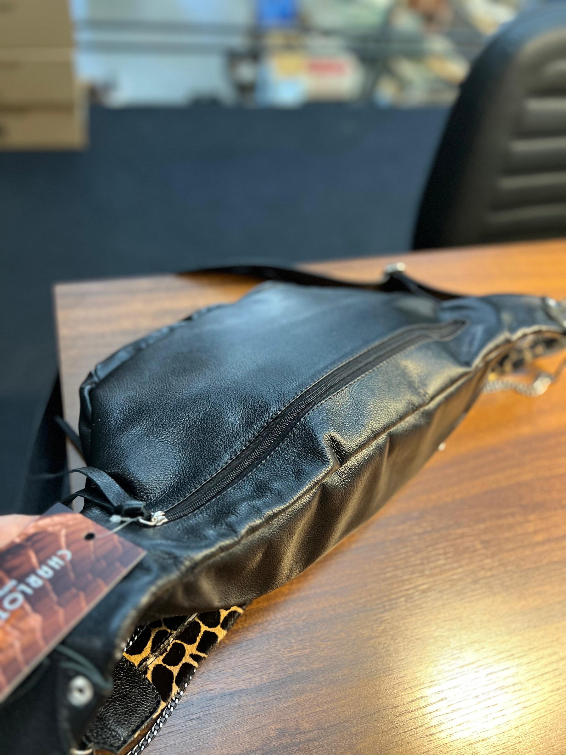 Bolsa IPANEMA em couro legítimo