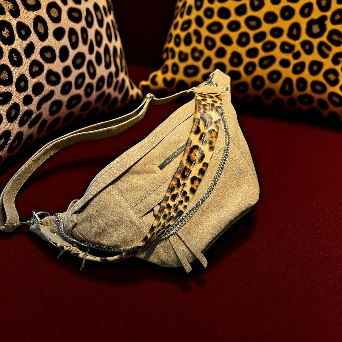 Bolsa IPANEMA em couro legítimo