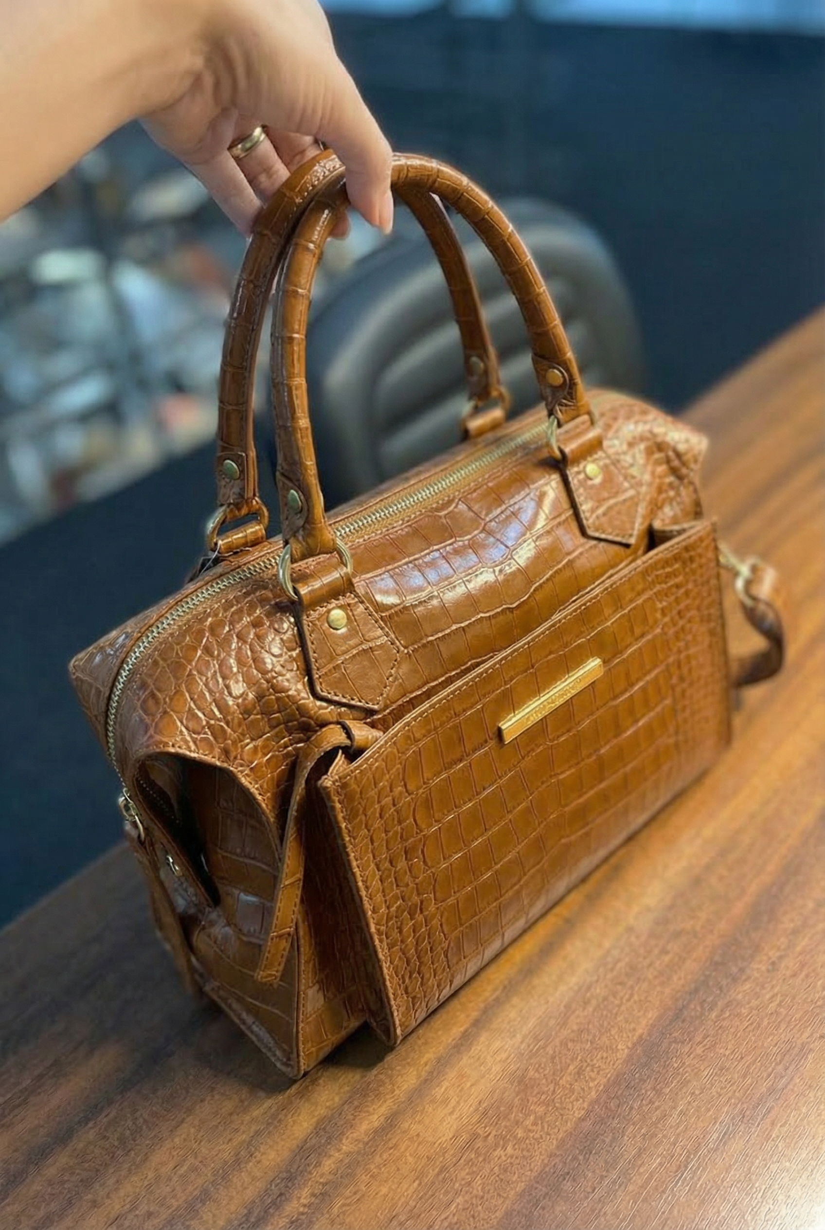 Bolsa LONDRES em couro legítimo