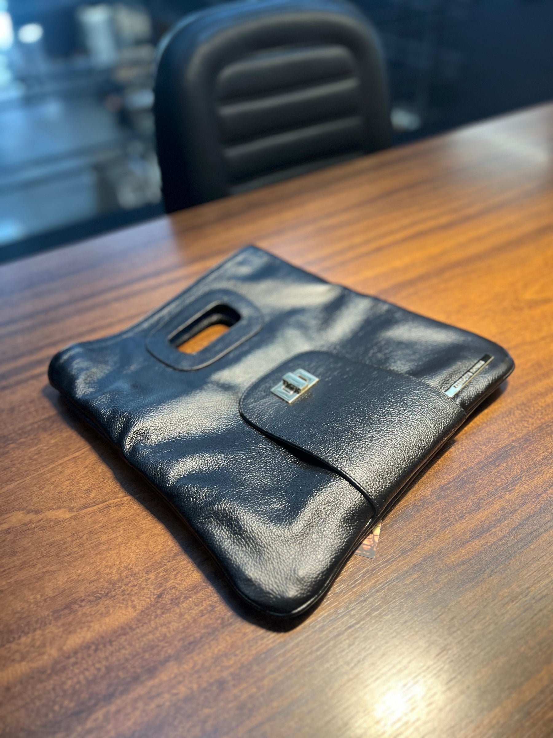 Bolsa Clutch OXFORD em couro legítimo