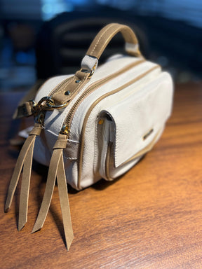 Bolsa MÔNACO em couro legítimo