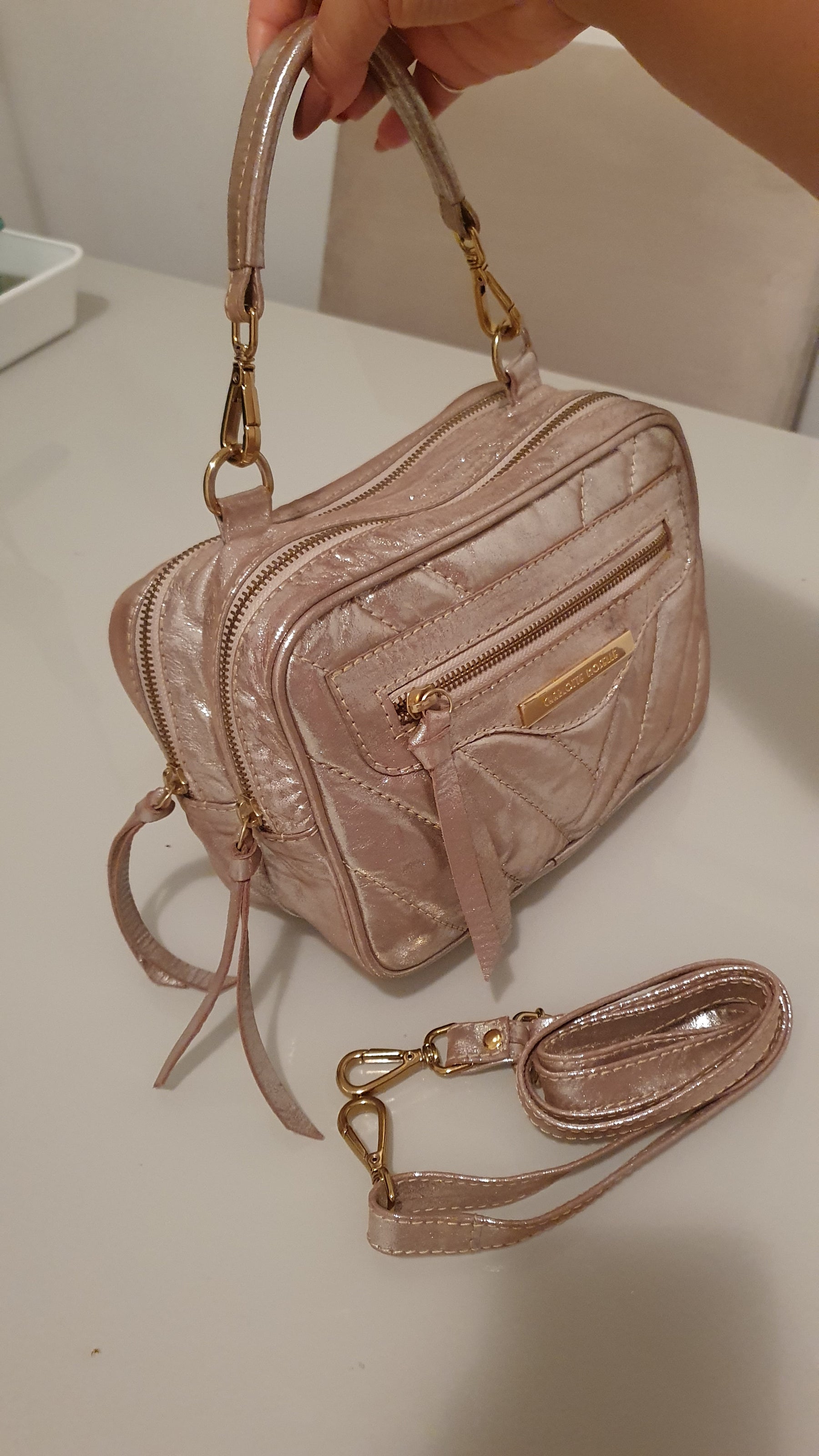 Bolsa GÊNOVA MATELASSÊ em couro legítimo