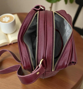 Bolsa GREGA em couro legítimo