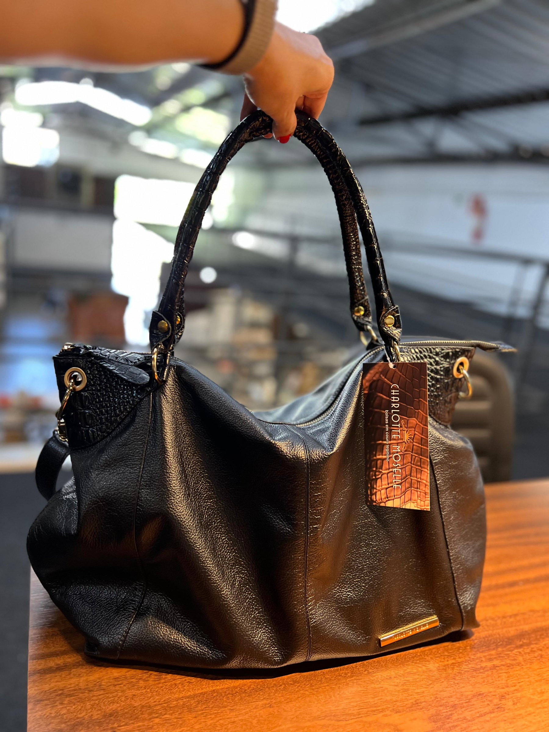 Bolsa VERSALHES em couro legítimo