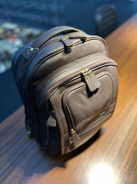 Mochila Masculina GIBRALTAR em couro legítimo