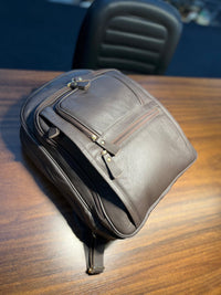 Mochila Masculina GIBRALTAR em couro legítimo