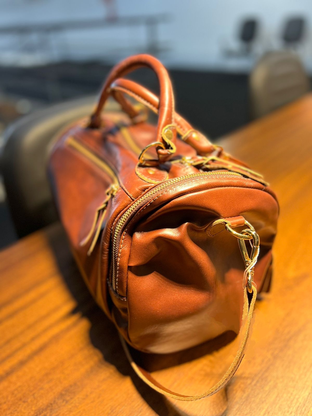 Bolsa DINAMARCA em couro legítimo