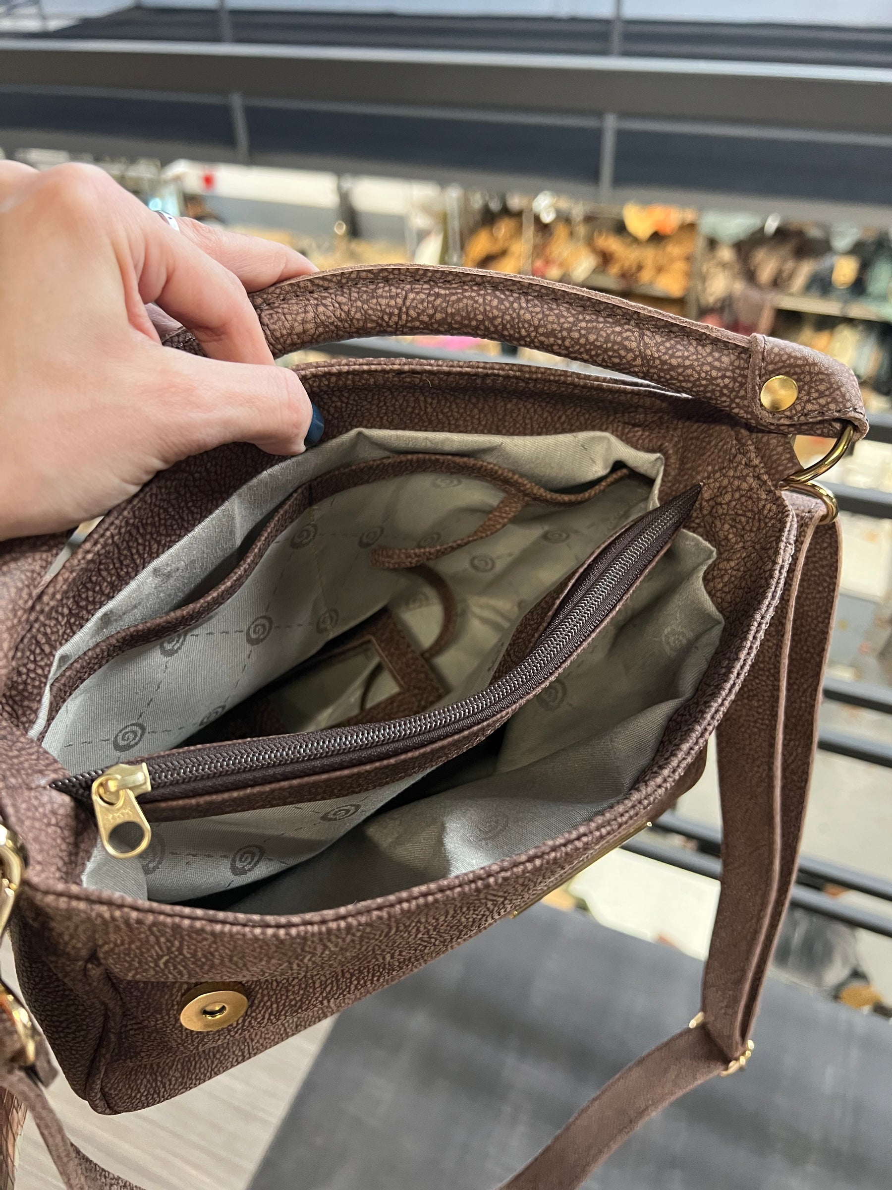 Bolsa INGLESA em couro legítimo