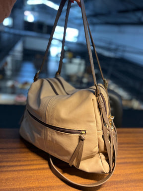 Bolsa NORUEGA em couro Legítimo