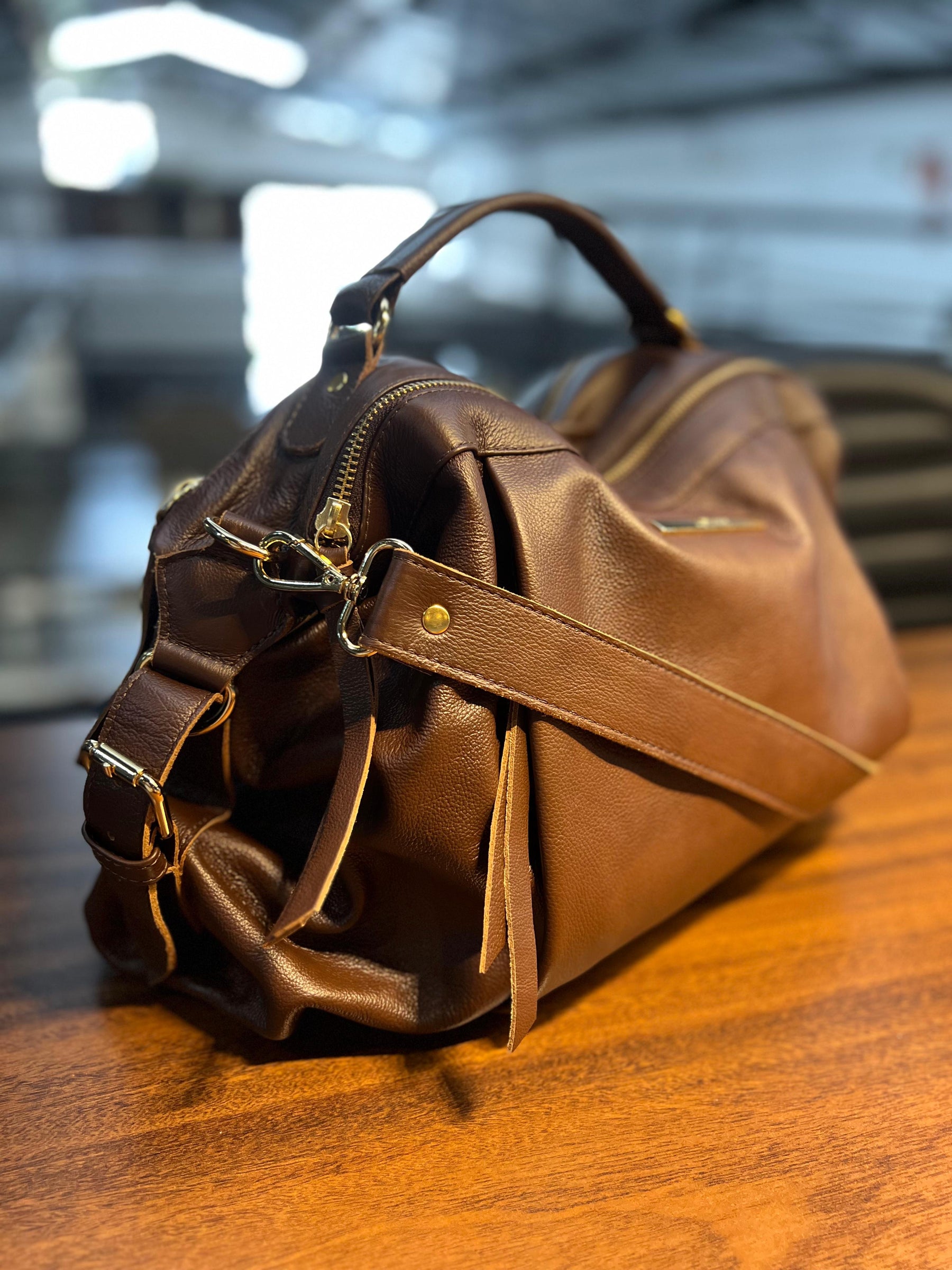 Bolsa LUXEMBURGO em couro legítimo