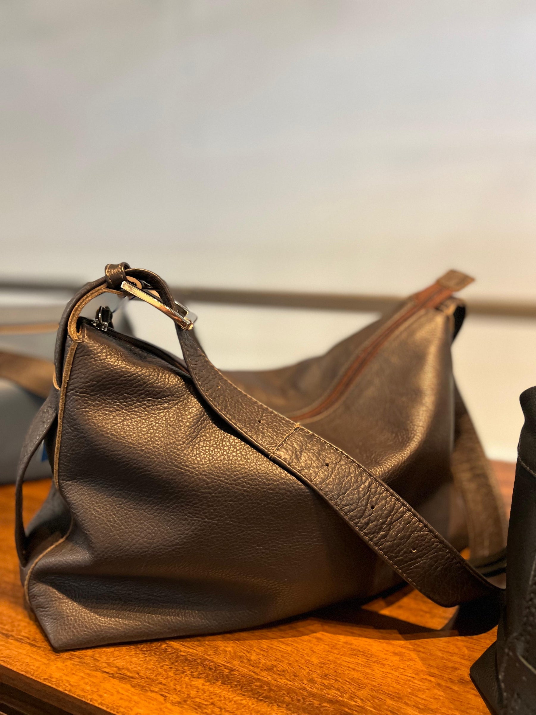 Bolsa LOS ANGELES em couro legítimo